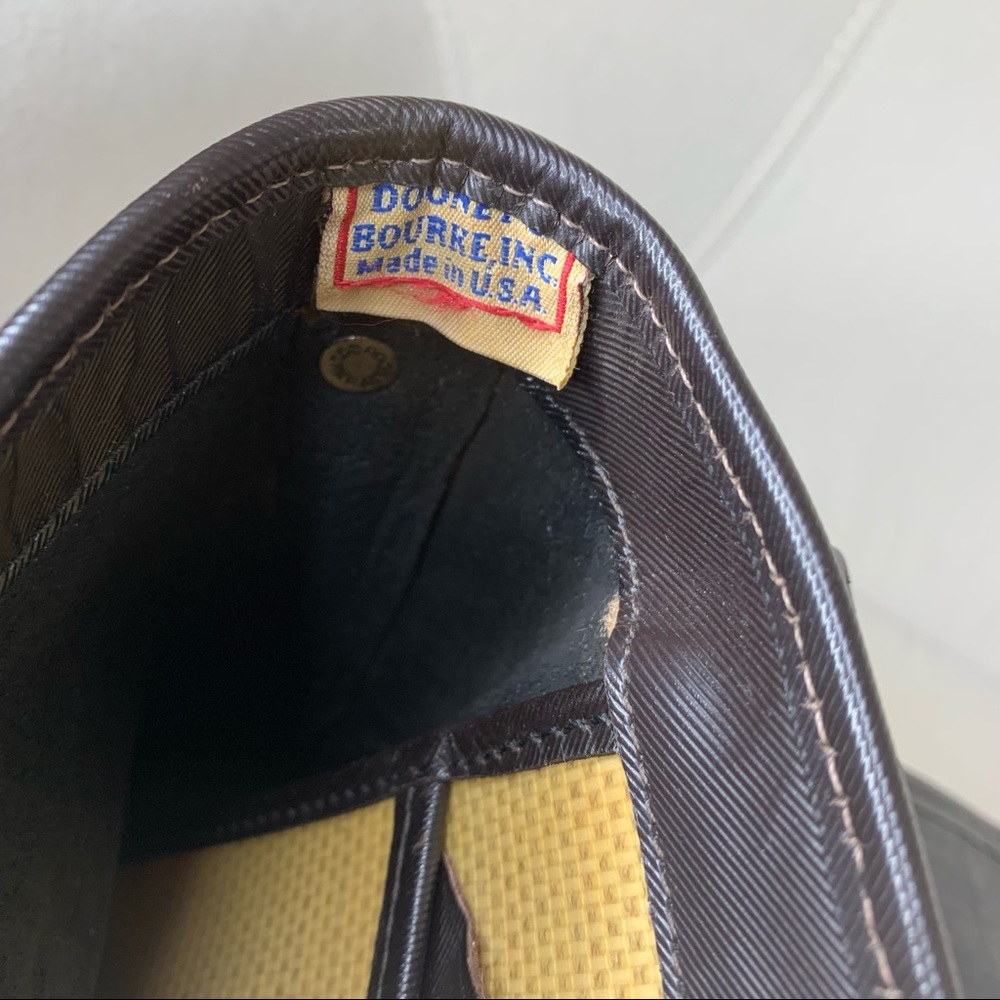 Vintage Dooney & Bourke Brown Croco Crossbody &Fob - Picture 8 of 8